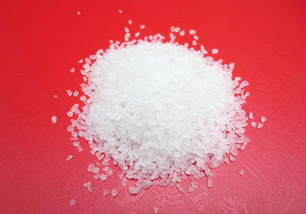 What are the uses of industrial salt?